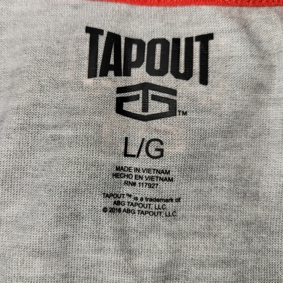 Tapout Men's Short Sleeve Graphic T-Shirt - Size: Large - Gray / Red - Picture 8 of 9